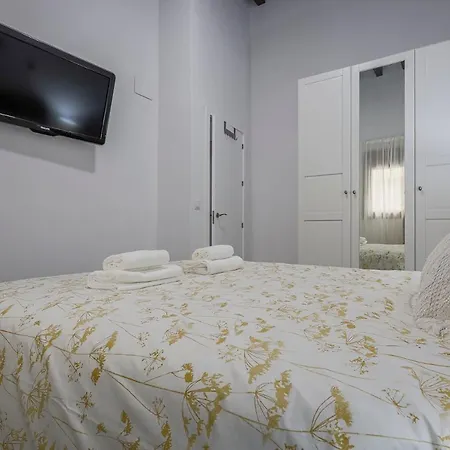 Teniente Andujar Apartment *